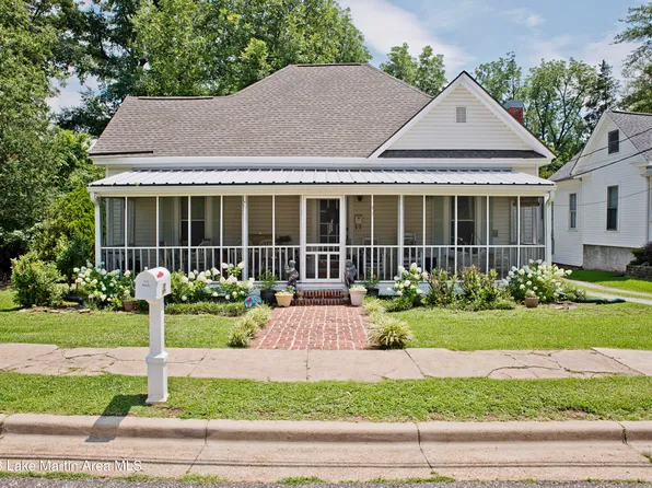 43 Lafayette St, Alexander City, AL 35010