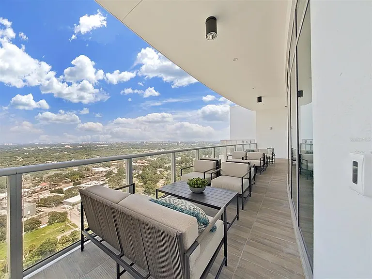 2910 W Barcelona St #604 — Photo 43