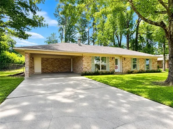 233 Mosby Dr, Pineville, LA 71360