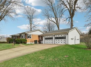 3830 Regentview St NE, Canton, OH 44705