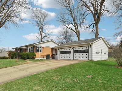 3830 Regentview St NE, Canton, OH, 44705