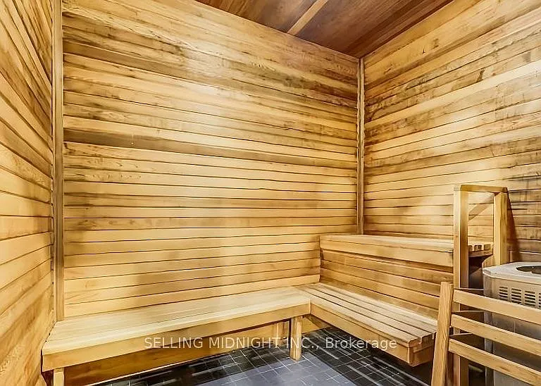 5162 Yonge St #Penthouse 301 — Photo 20
