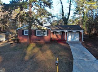 1203 Pineglen Dr, Riverdale, GA 30296