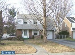 445 E Magnolia Ave, Aldan, PA 19018