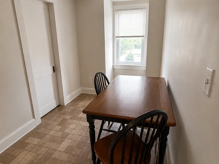 57 Broad St — Photo 3