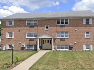 7080 Starcliff Ave NW #1BDR, North Canton, OH 44720