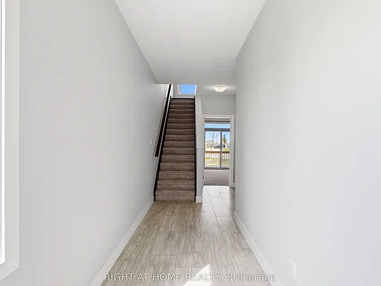 2060 Meadowgate Blvd #10 — Photo 6