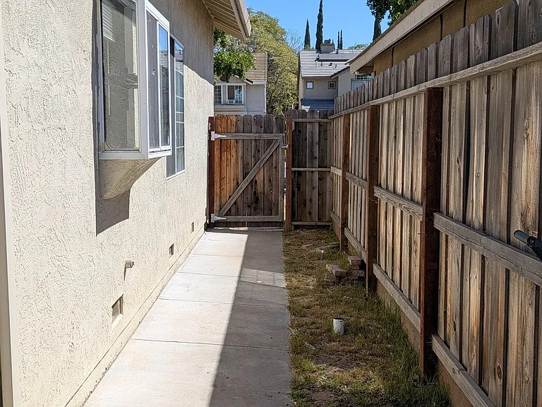 Side yard