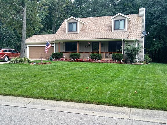 2nd image of 931 Cedar Oaks Trl