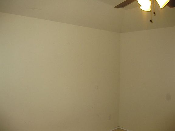 4th image of 13730 Sutton Glen Ln