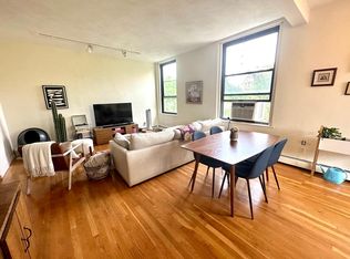 60 Charlesgate W APT 3B, Boston, MA 02215
