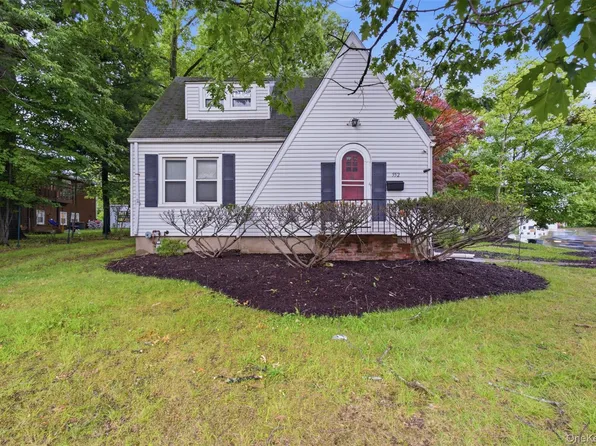 552 Union Road, Spring Valley, NY 10977
