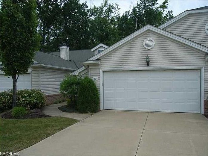 1st image of 37 Community Dr