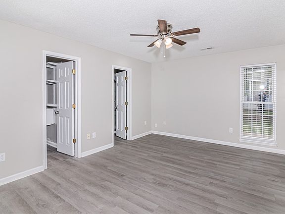 5th image of 102 Hawk Ridge Dr