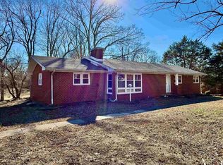 99 Deepwood Dr, Cadiz, KY 42211