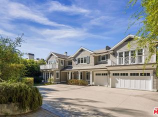 117 S Burlingame Ave, Los Angeles, CA 90049