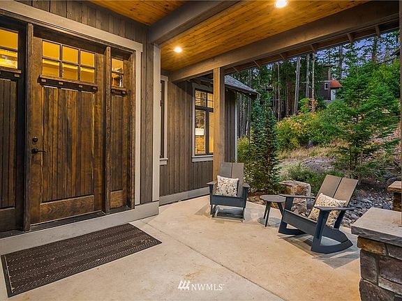 3rd image of 264 Black Nugget Lane