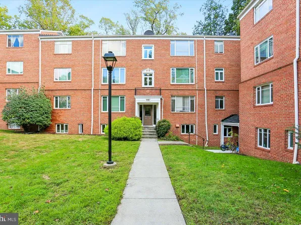 10407 Montrose Ave #M-2, Bethesda, MD 20814