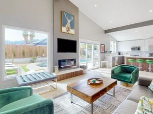 903 Arroyo Vista Dr, Palm Springs, CA 92264