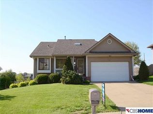 2425 Corn Dr, Papillion, NE 68046