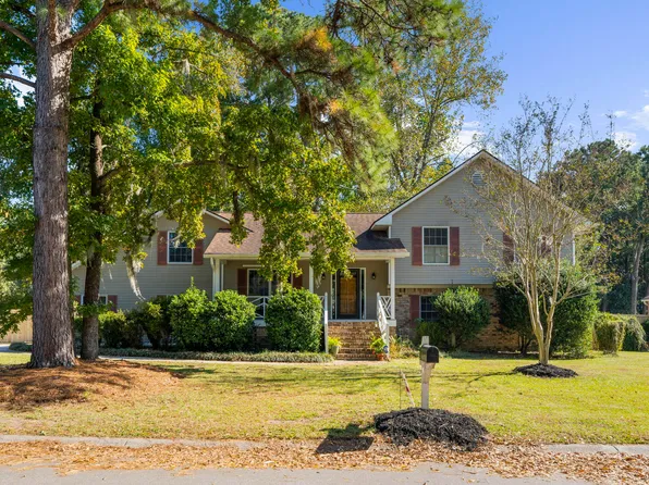 1 Lochmore Ter, Charleston, SC 29414