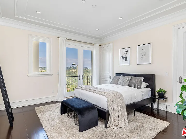 2229 Summitridge Dr — Photo 23