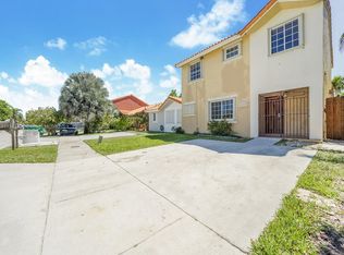 12014 SW 208th Ter, Miami, FL 33177