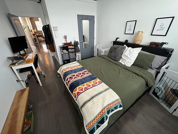 5th image of 898 Franklin Ave #D