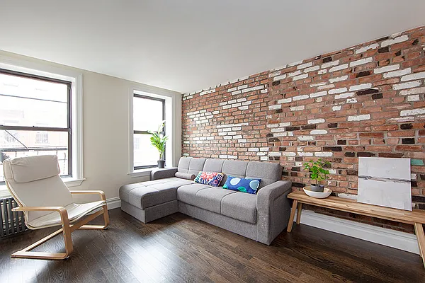 Rented by R New York | media 8