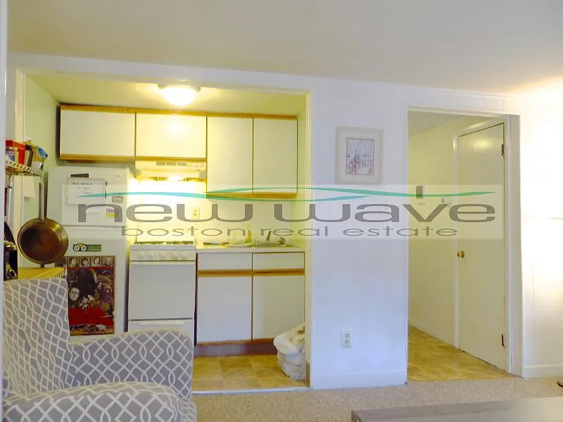 2 bed, 999 sqft, $3,800 — Photo 4