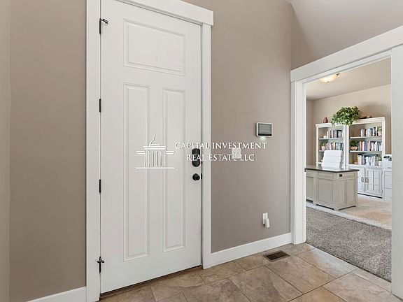 3rd image of 57 E Beacon Dr