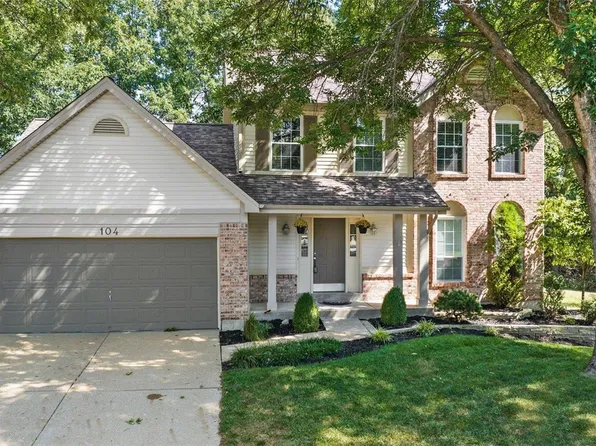 104 Westridge Parc Ln, Ballwin, MO 63021
