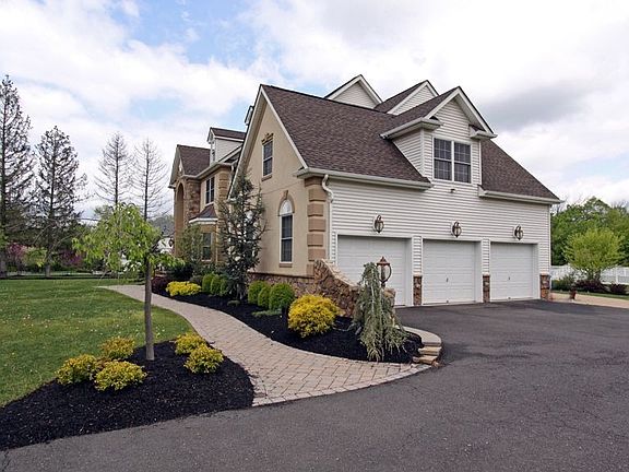 Side View - Three Car Garage