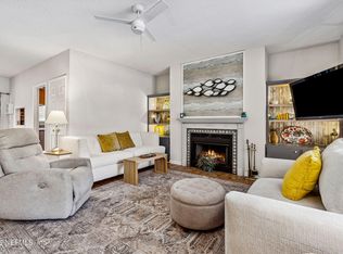 205 BRANCH WOOD Lane #205, Jacksonville, FL 32256