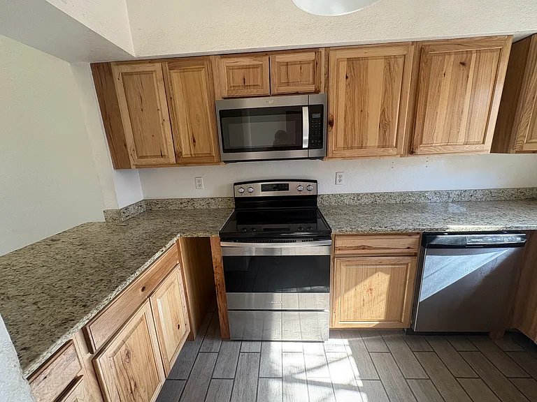 5608 E 26th St #1 — Photo 1