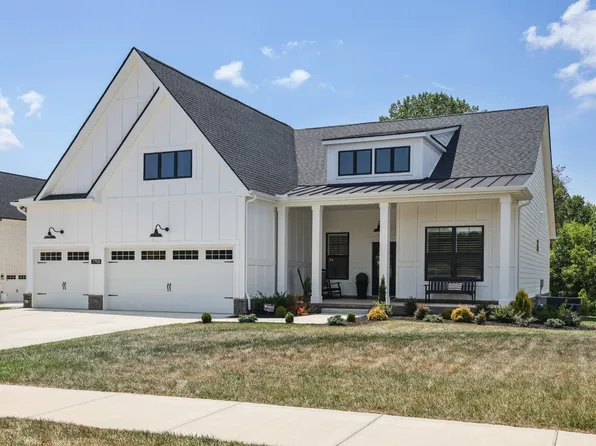 7708 Woodford Dr, Fairview, TN 37062