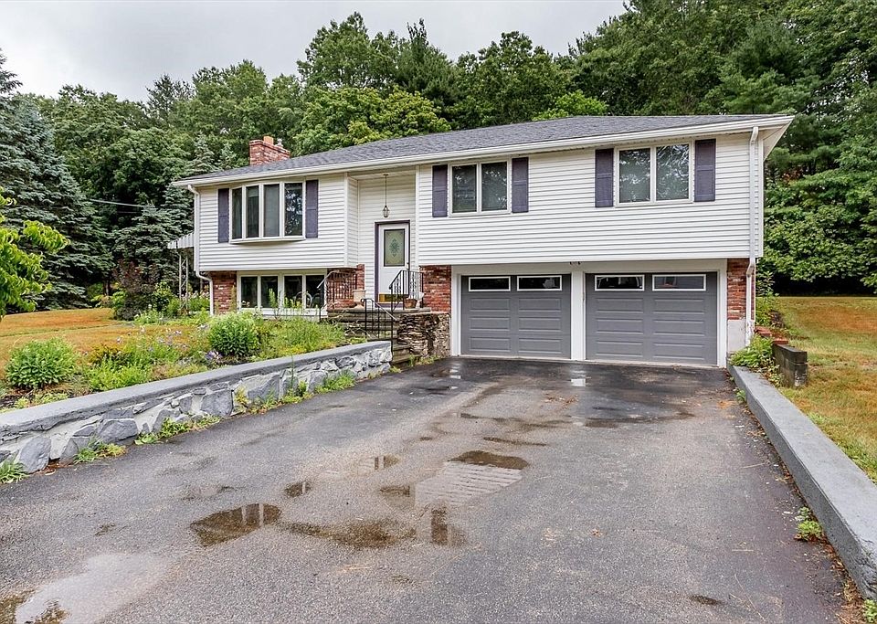 1st image of 5 Charles Dr