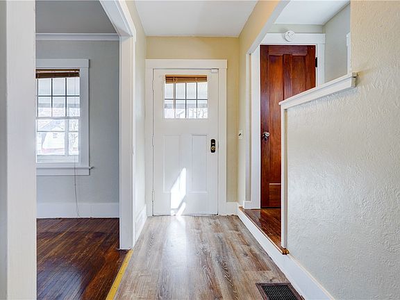 5th image of 65 Devon Rd