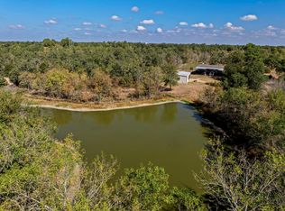 454 Leisure Ln, Cedar Creek, TX 78612