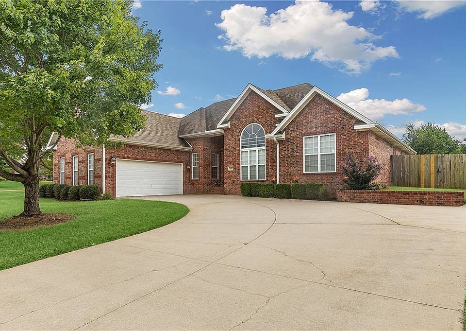 1st image of 4005 W Wood Duck Dr