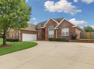 4005 W Wood Duck Dr, Fayetteville, AR 72704