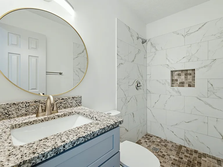 6300 Creekford Dr — Photo 15