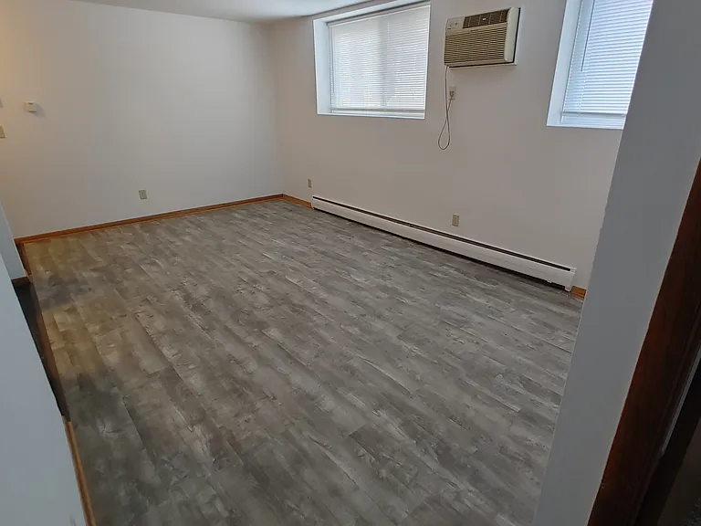 3455 Minnehaha Ave #4 — Photo 3