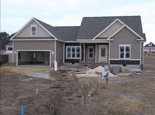 105 Stillwater Creek Cir, Goldsboro, NC 27534