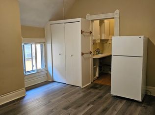 2124 NW Flanders St APT 10, Portland, OR 97210