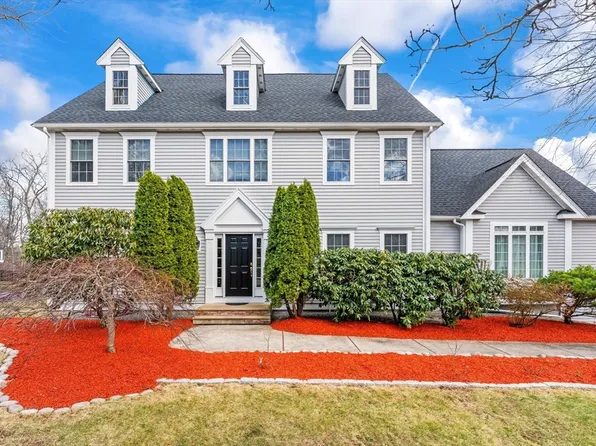 11 Fiddle Neck Ln, Southborough, MA 01772