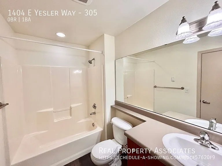 Yesler Way — Photo 14