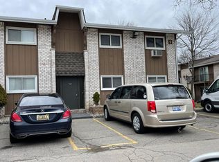 7507 Woodview St APT 4, Westland, MI 48185