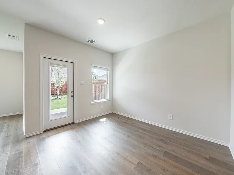 13156 Dawson Dr — Photo 9