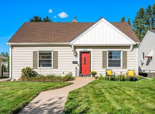 1647 Montreal Ave, Saint Paul, MN 55116